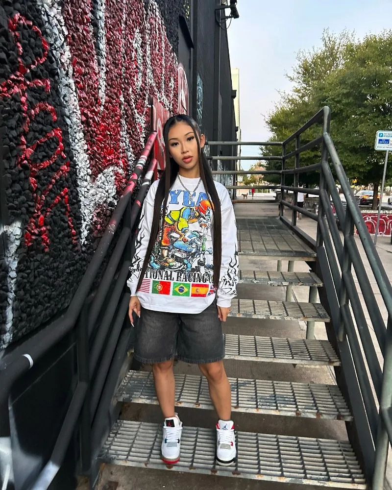American fashion cartoon oversized T-shirt mens Y2K street hip-hop Harajuku versatile round neck long sleeved shirt 250206