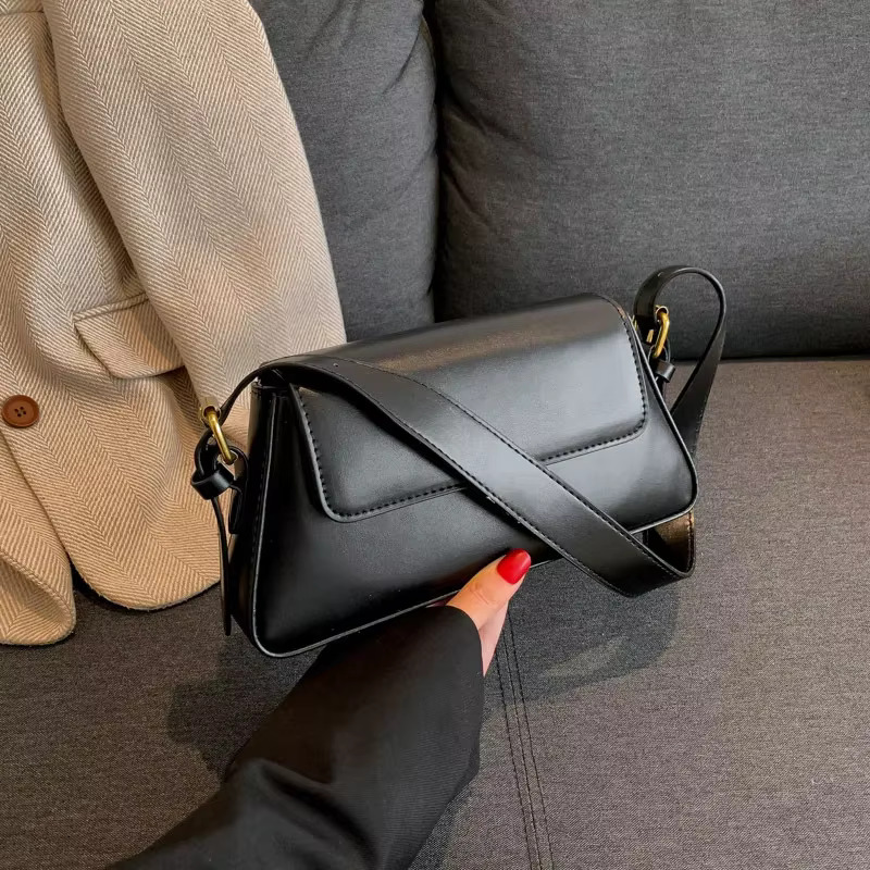 Retro Solid Color Shoulder Bags For Women Winter PU Leather Lady Underarm Bag Vintage Handbags And Purse PU Vintage