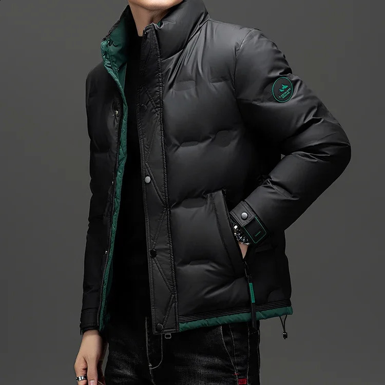 Stand Collar Short Ultralight Down Jacket Men Clothes Duck Male Padding 2024 Winter Mens Coat 250109Z