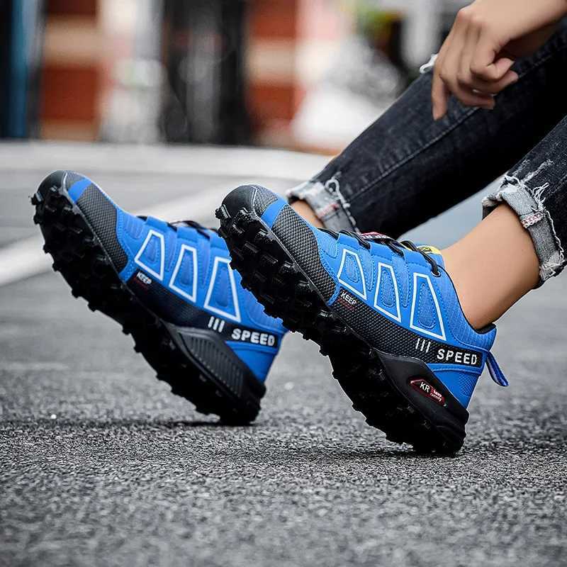 2024 New Men Hiking Shoes Outdoor Trail Running Shoes Mesh Breathable Hiking Training Shoes Large Size 39-47 Casual Sports ShoesC250222