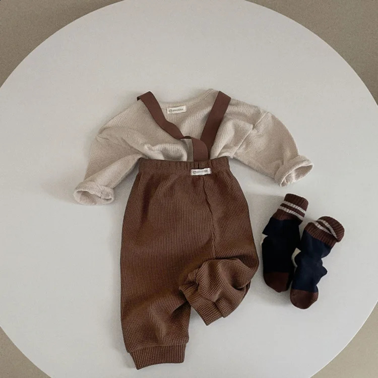 Infant Casual Waffle Overalls Baby Boys Spring Vintage Sling Pants Toddler Girls Loose Versatile Sleeveless Trousers 250206