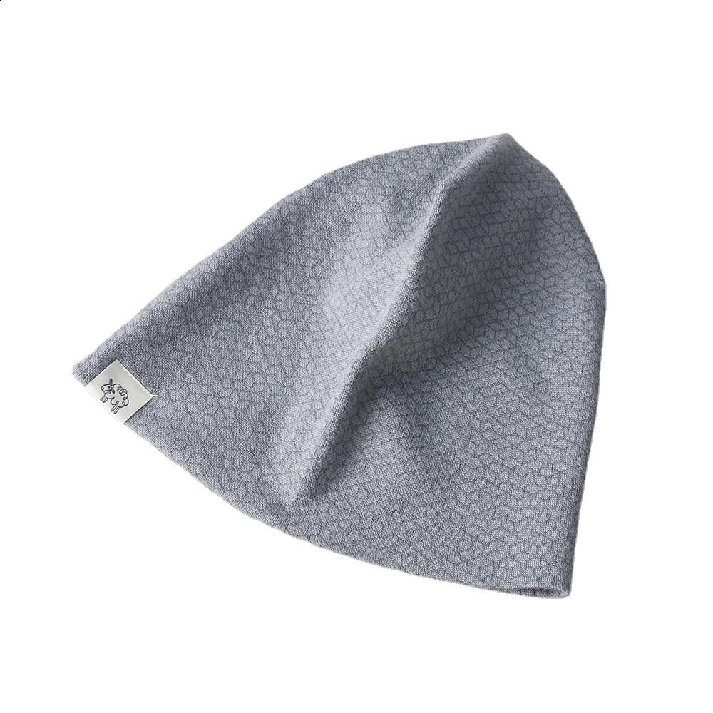 Unisex Merino Wool Knitted Beanie Hats For Men Women 100% Merino Wool Double-layer Thickened Warmth Hedging Dome Outdoor Ear Cap 250120
