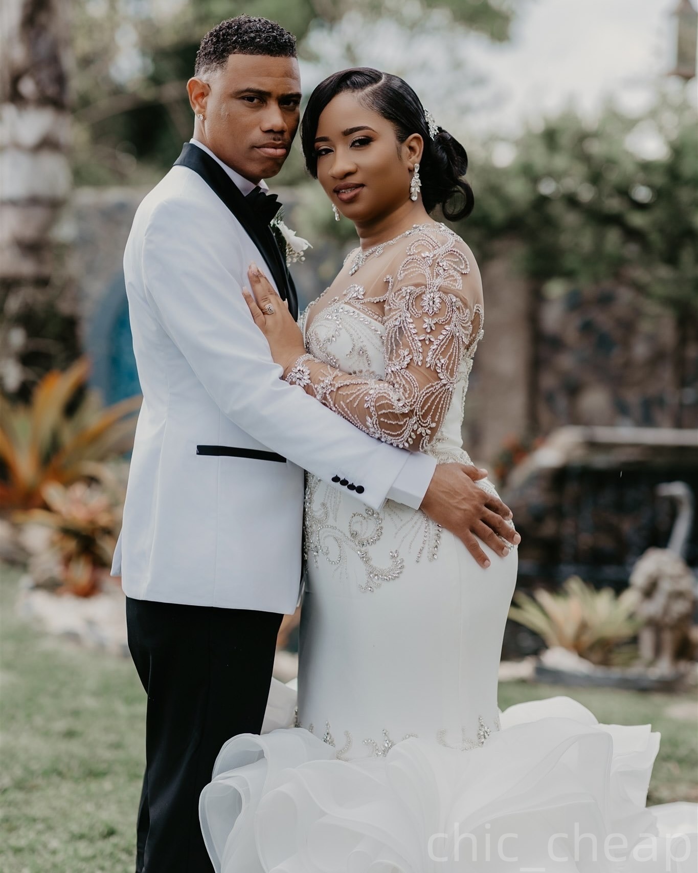 2025 Arabic Aso Ebi Plus Size Ivory Mermaid Wedding Dresses Beaded Crystals Organza Tiers Full Sleeves Bridal Gowns Dress For Bride ZJ077
