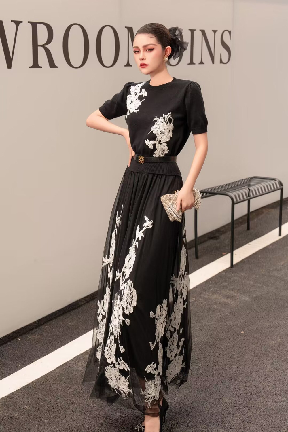 OC4135N8 Summer and Spring Daily Commuting Wool Knitted Sweater Round Neck Short Sleeve + Multicolored Mesh Embroidered Pattern Half Skirt Set Two Pie