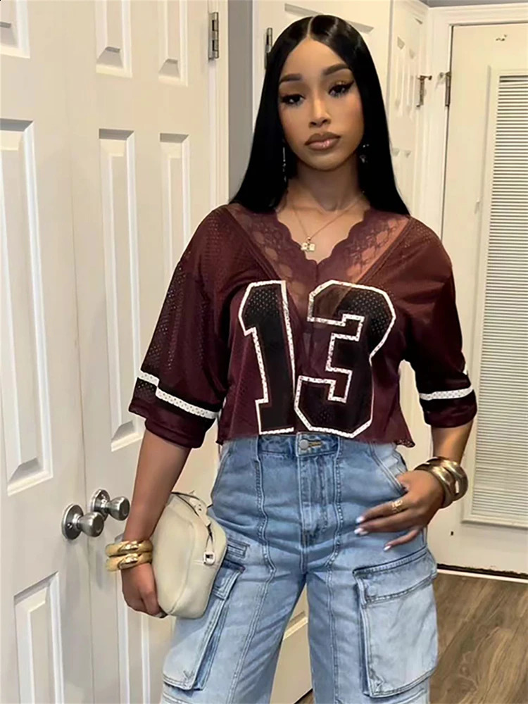 WLWXR Autumn Vintage Classic Number T-shirt Women Lace Patchwork V-Neck Sexy Crop Tops Fashion Streetwear Hip-Hop 250116