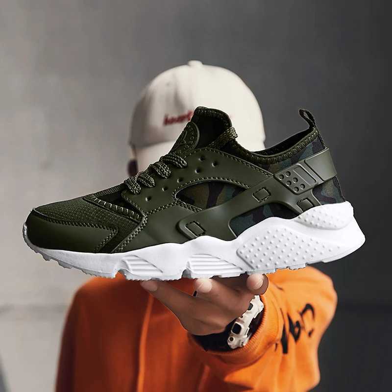 Hot Selling Men Sneakers Summer Mesh Breathable Low Cut Lace Up Anti Slip Running Shoes Fashion Thick Soled Mens Casual ShoesC250410