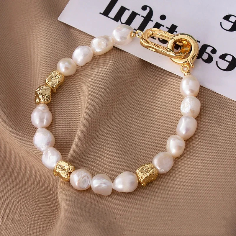 Natural Baroque Freshwater Pearl Bracelet Elegant Gold Color Charms Bangles for Women Personality Jewelry 250121