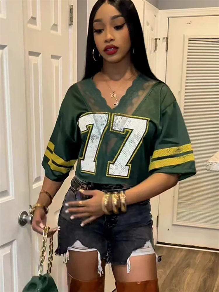 WLWXR Autumn Vintage Classic Number T-shirt Women Lace Patchwork V-Neck Sexy Crop Tops Fashion Streetwear Hip-Hop 250116