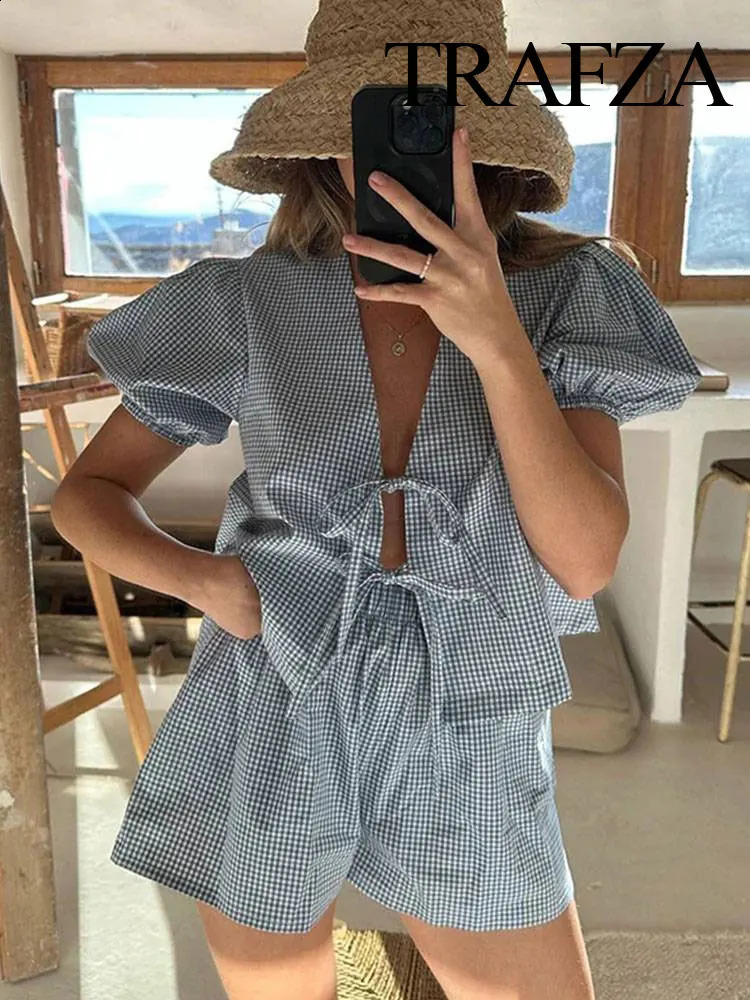 TRAFZA Summer Womens 3-color Plaid Knotted Top 2-piece Set Casual V-neck Short Top Elastic Waist Womens Loose Street Shorts 250121