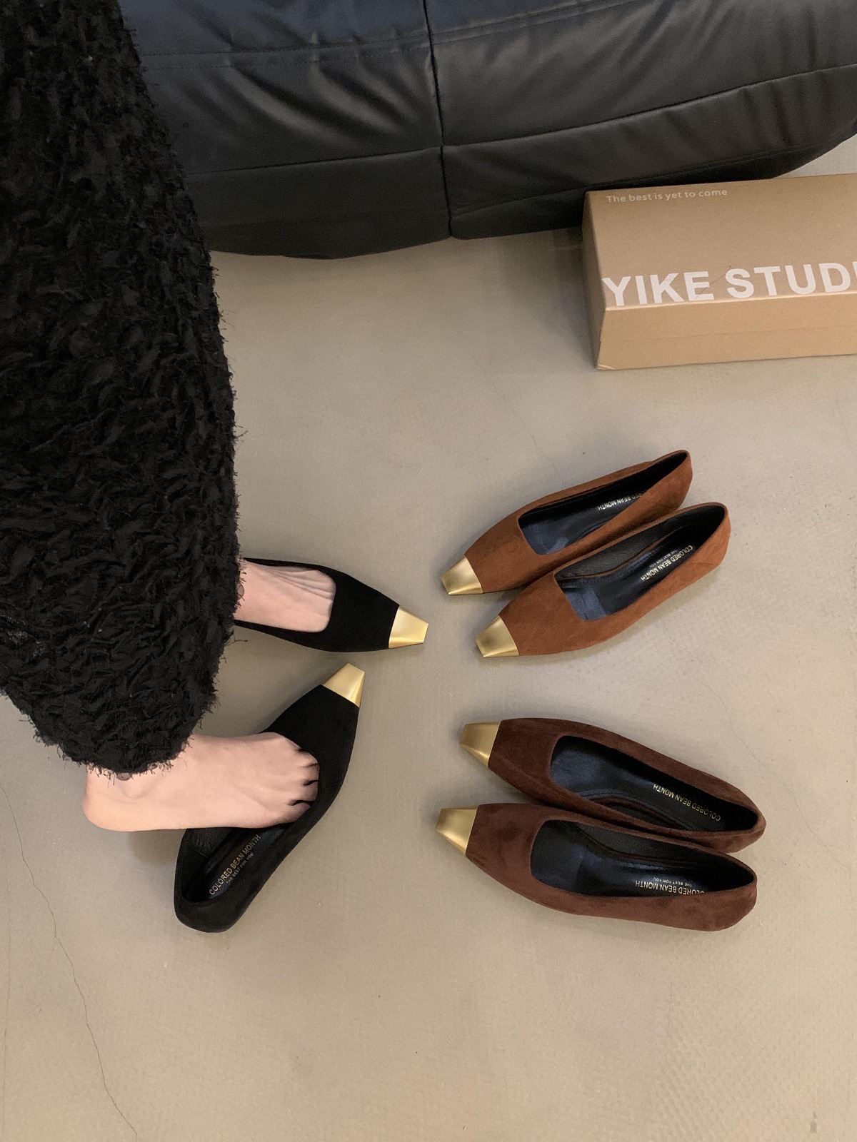 Temperament socialite party dancing shoes women 2025 new spring and summer pointy flat ballet shoes