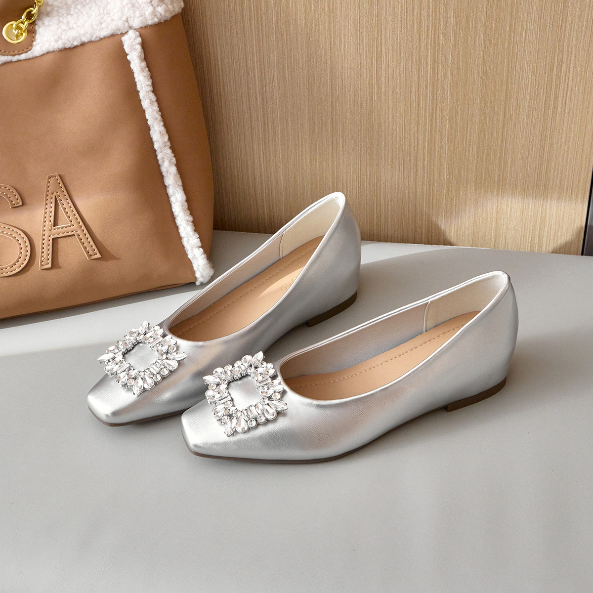 2025 new type of silver high-grade high-grade elevation flat square head diamond single shoes for women commuting shoes