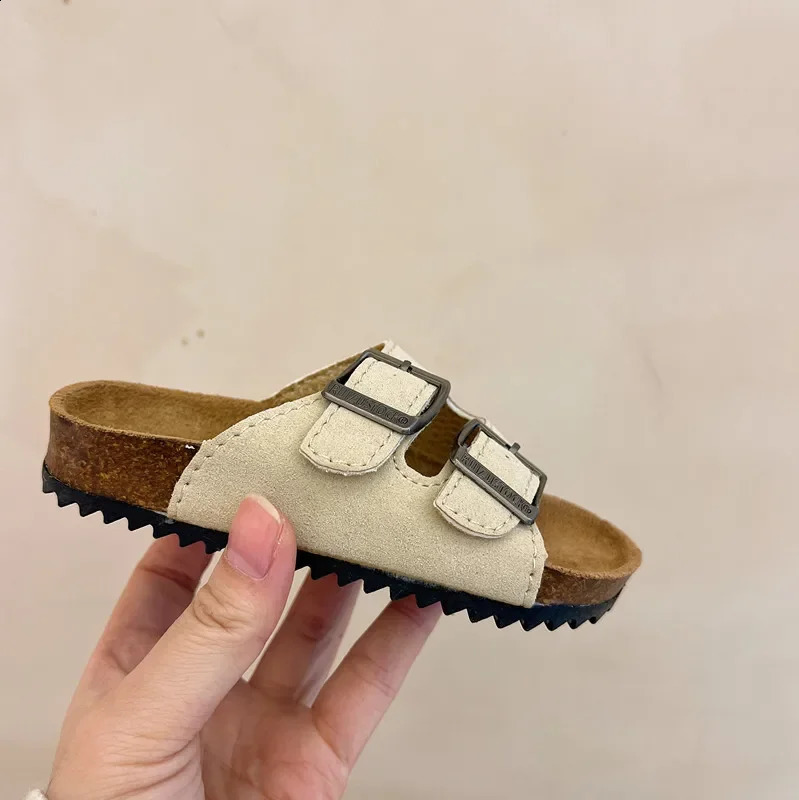 Baby Shoes Soft Slipper Summer Korean Version Boys and Girls Outside Fashion Beach Sandals All-match Unisex Flat Heels 250206