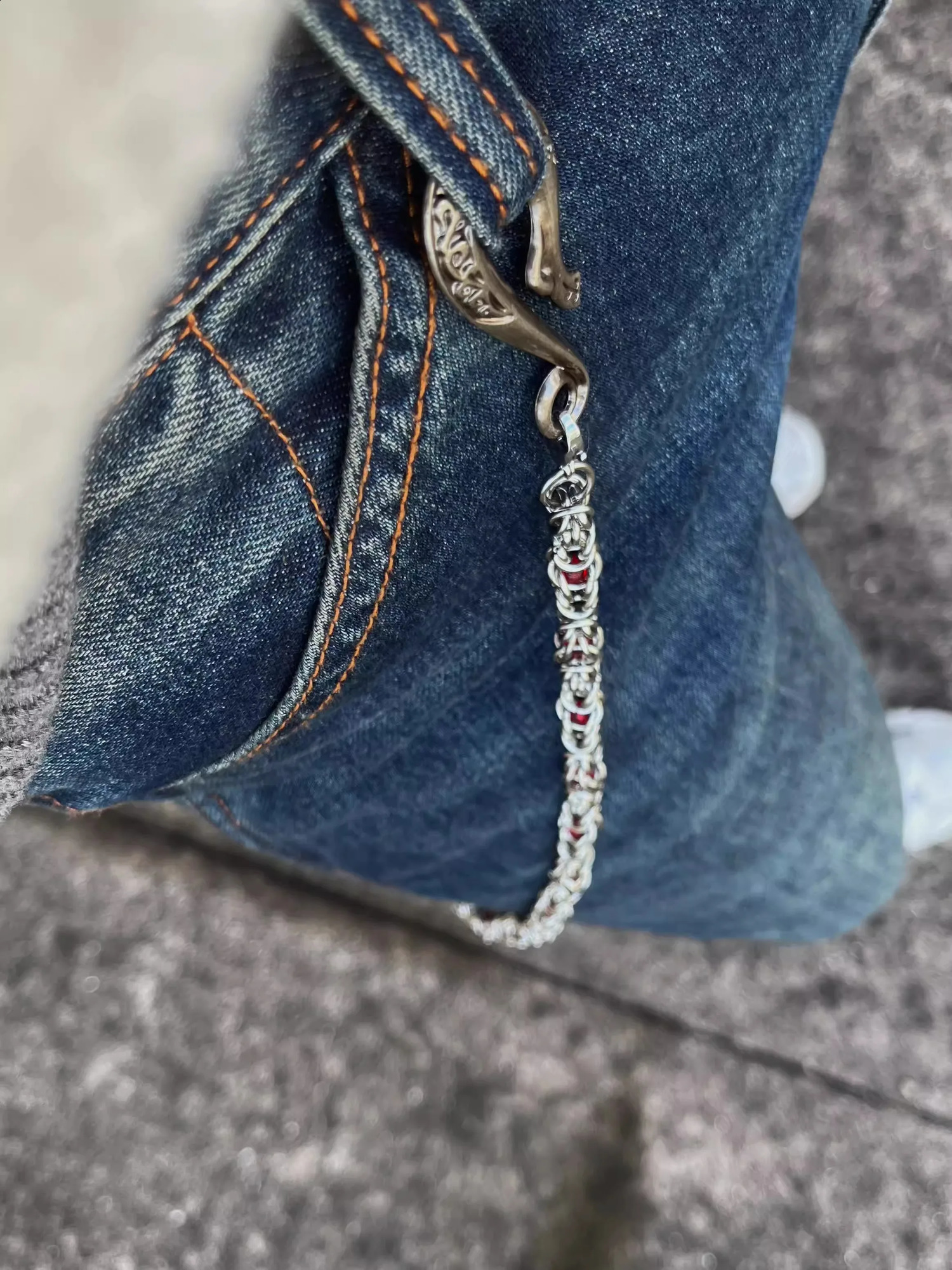 y2k Snake Bone Retro Pants Chain Street Dance luxurious Ornament Men And Women Ones Waist Key Chain Hip Hop Punk Accessories 250107