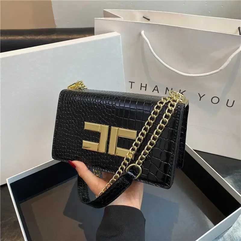 Luxury Designer Bags Wen Handbag Fi Simple Cmute Small Square Bag Vintage Alligator Pattern Flap Shoder Crossbody Bag Z250206
