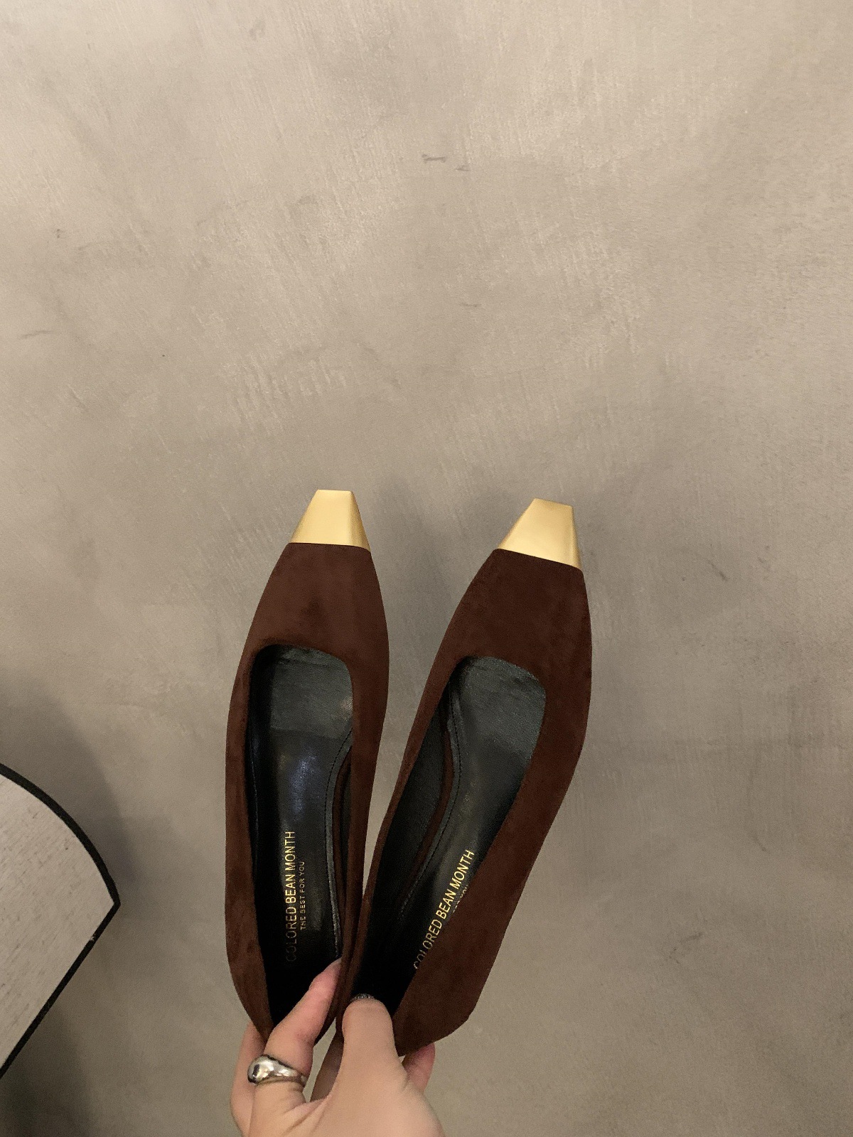 Temperament socialite single female 2025 new spring and summer pointy flat ballet shoes
