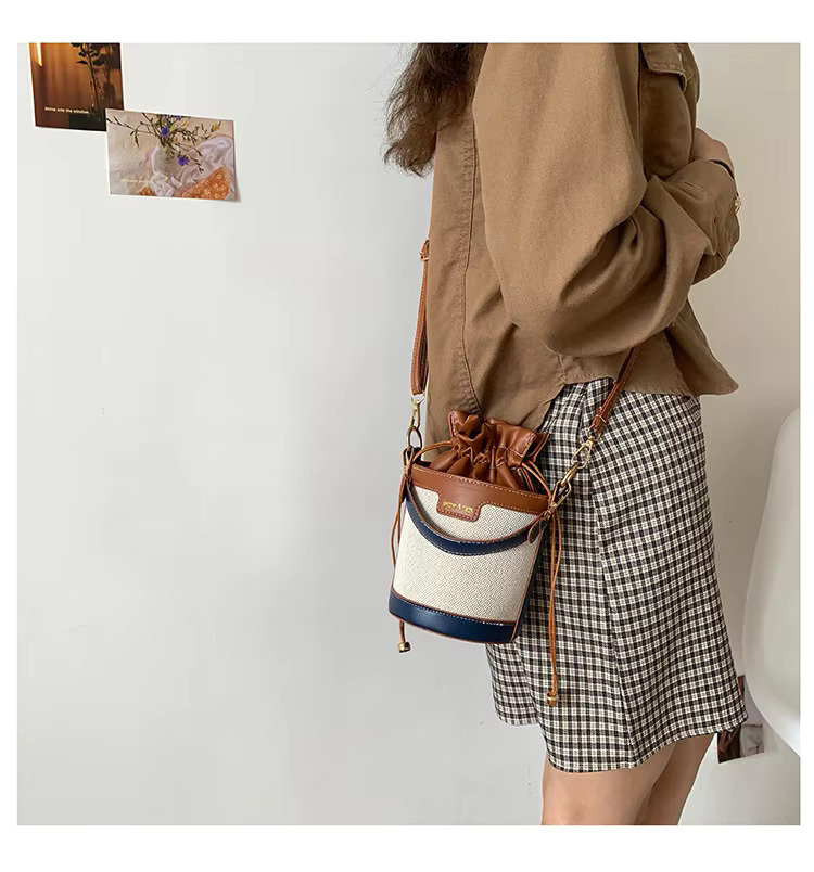 Women Shoulder Bags Cyder PU Leather Bucket Crossbody Bag Casual Drawstring Handbags Purse For Travel Shopping Straw Casual