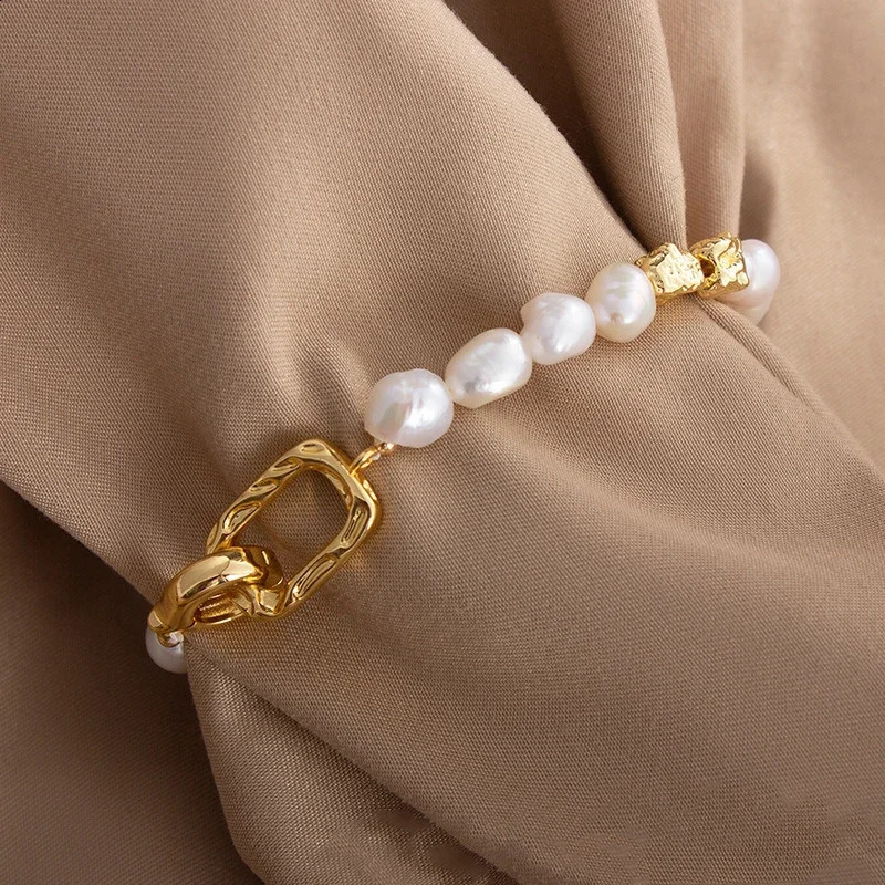 Natural Baroque Freshwater Pearl Bracelet Elegant Gold Color Charms Bangles for Women Personality Jewelry 250121