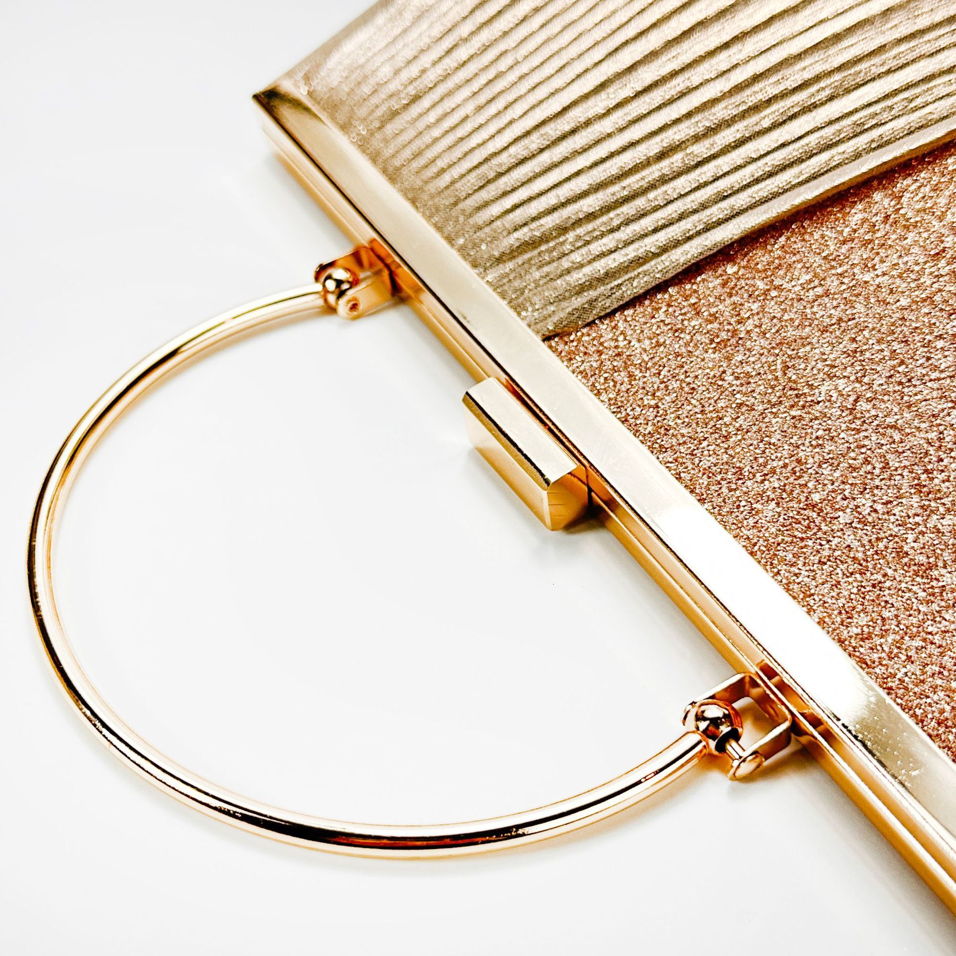 Banquet Women's Handbag, Cross Body Fashionable Pleated Bag, Cover, Triangular Metal Edge, Handheld Evening Bag