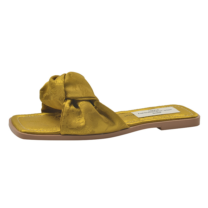 Women Slippers Fashion Flat Bottom Design Sense Outdoor Wear Triple Black Apricot Green Yellow Free shipping