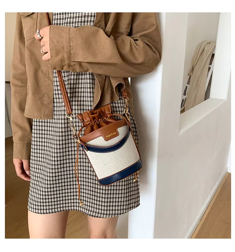 Women Shoulder Bags Cyder PU Leather Bucket Crossbody Bag Casual Drawstring Handbags Purse For Travel Shopping Straw Casual