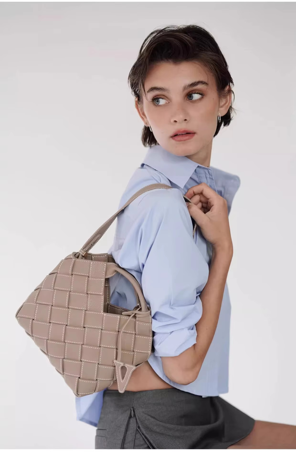 VERA BY VERAFIED Light women's versatile design autumn and winter fashion handbag crossbody hand woven bag