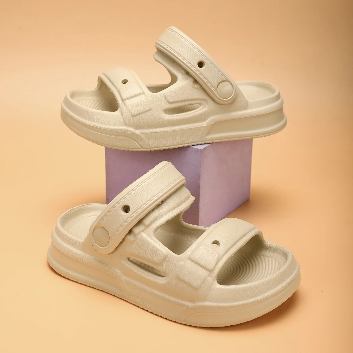 Kids Summer Cartoon Girls Non-Slip Cave Hole Sandals Boys Garden Beach Slippers Baby Outdoor Soft Soled Quick Drying Home Shoes 250206