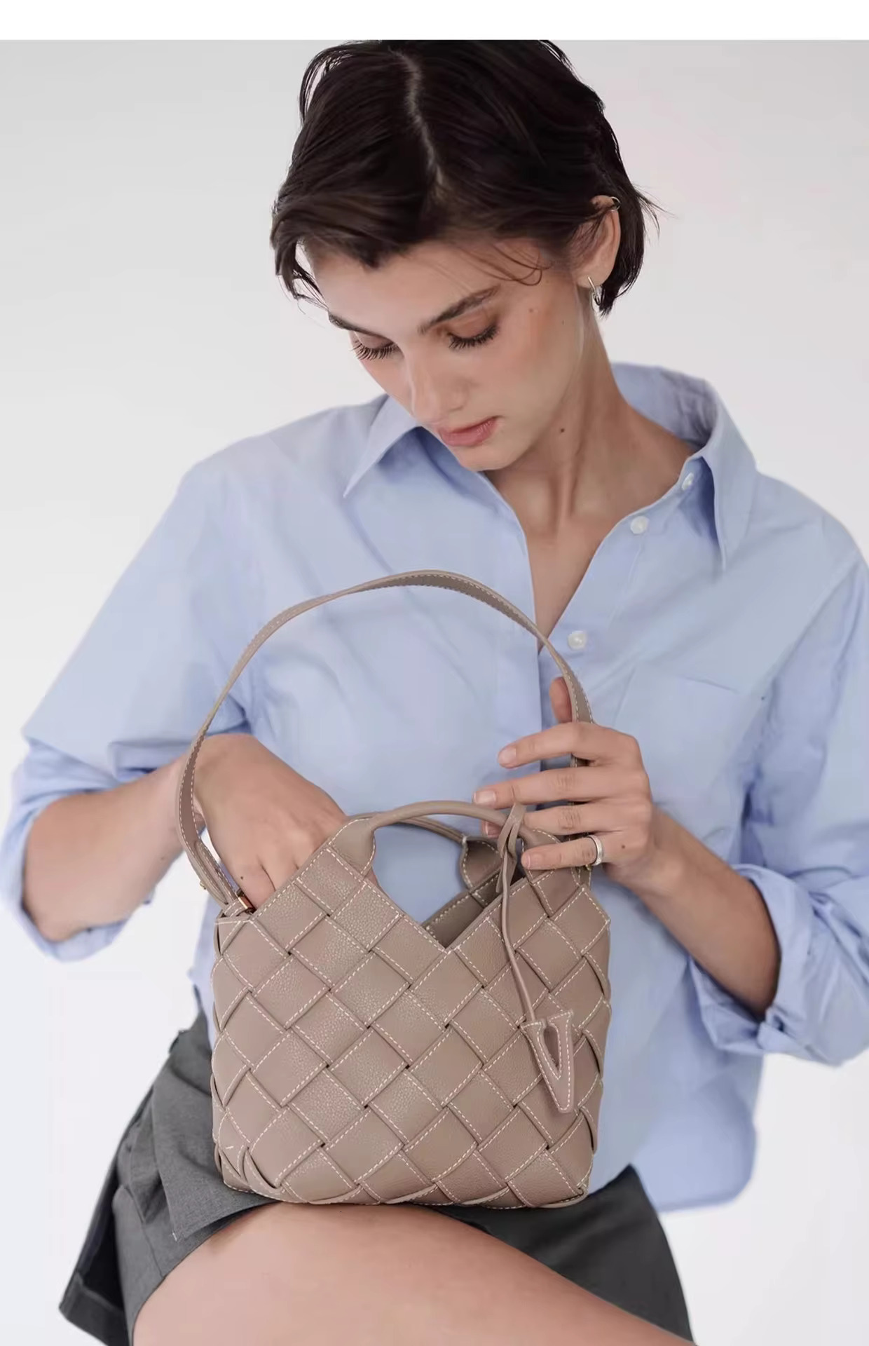 VERA BY VERAFIED Light women's versatile design autumn and winter fashion handbag crossbody hand woven bag