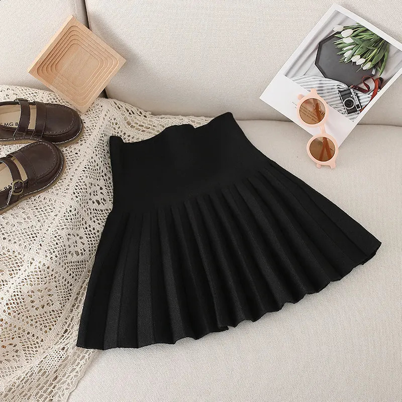 Childrens Pleated Skirt for Girls Spring Autumn Winter Knitted Preppy Style Black Grey Skirt Clothes for Kids 4 To 14Years Old 250206