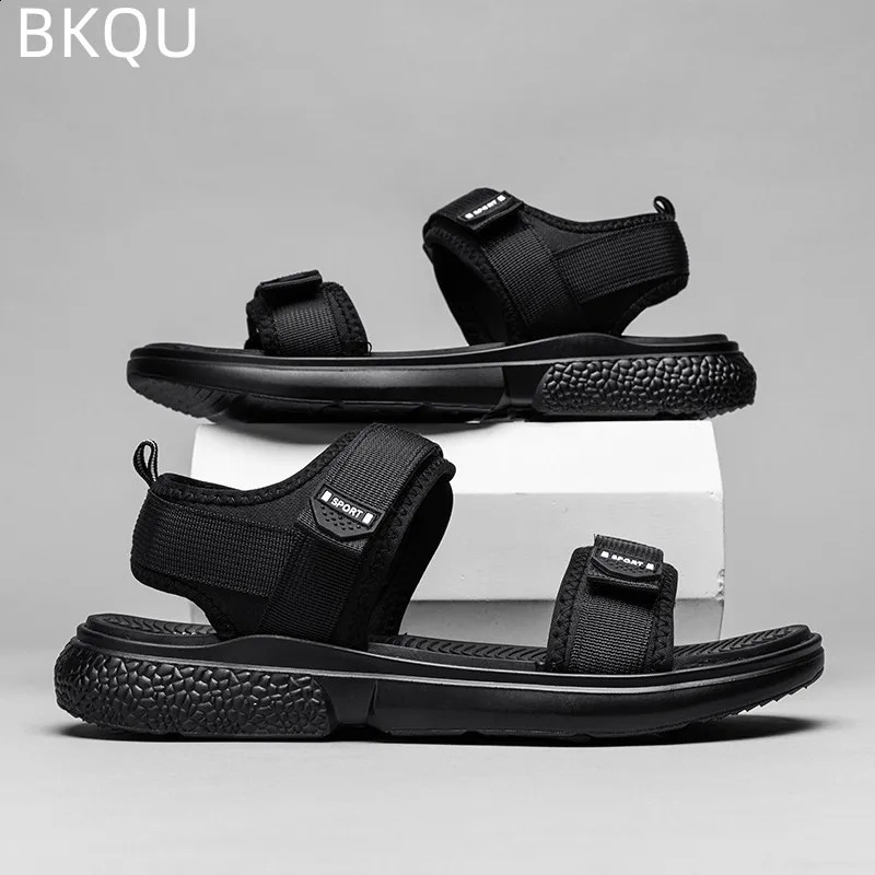 Mens Casual Outside Wear Beach Shoes Summer Sandals Flat Heels Breathable Youth Comfortable Waterproof Non-slip Light 250206