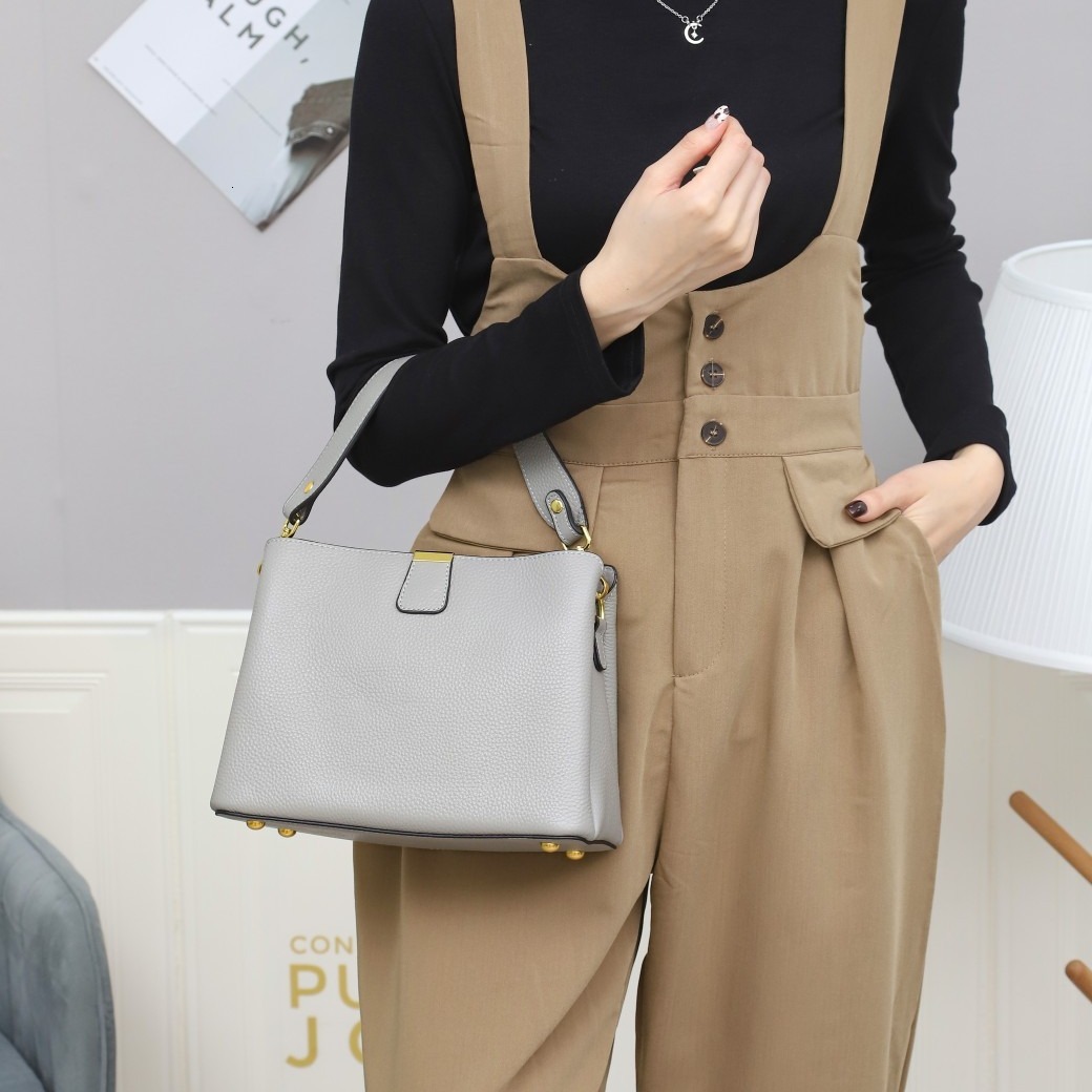 Bag Genuine Leather 2024 New Autumn And Winter Women's Versatile, Stylish, Simple, Top Layer Cowhide Handbag, Crossbody Bag For Women