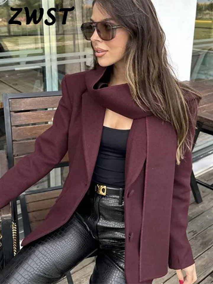 Wine Red Woolen Coat Women Fashion Lapel With Scarf Long Sleeve Female Coats 2024 Winter Singlebreasted Loose Lady Outwear 250109Z
