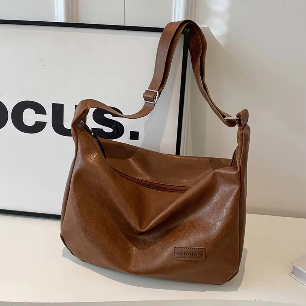 Underarm For Niche Women Fashionable Retro Dumpg Versatile Single Shoulder Crossbody Bag PU Japan and Korean Style