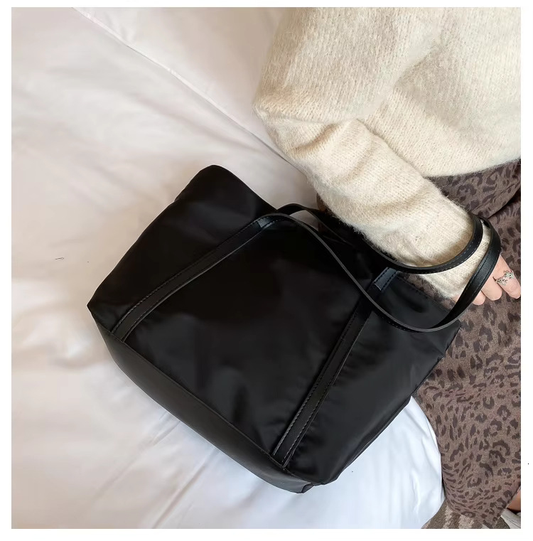 Simple Solid Color Shoulder Bag Handbag Oxford Top-Handle Totes Female Large Capacity Shopping Street Zipper Bags For Women Denim Gender Neutral