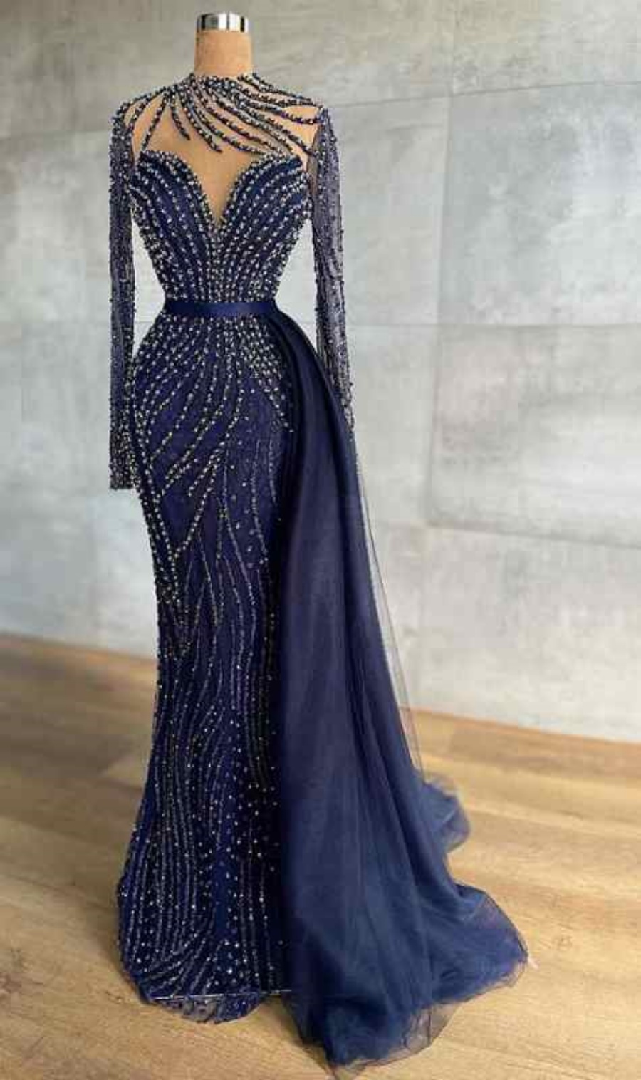 Sparkly Beaded Mermaid Prom Dresses Sexy Sheer Neck Long Sleeve Crystal Beading Sweep Train Formal Evening Gowns