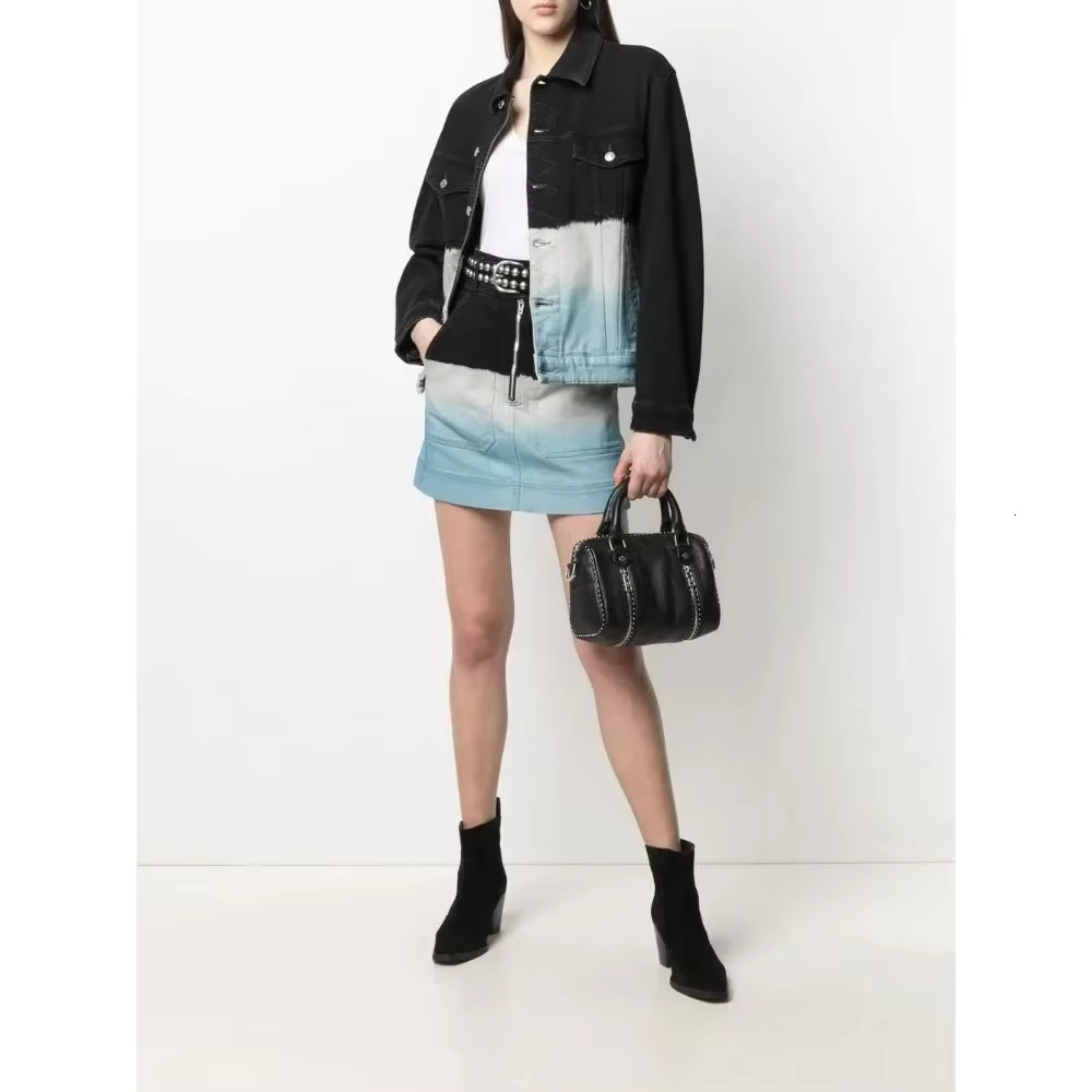 Genuine Leather Women's Niche Brand High Quality Fashion Handbag Light Retro Rivets Design Simple Shoulder Bag
