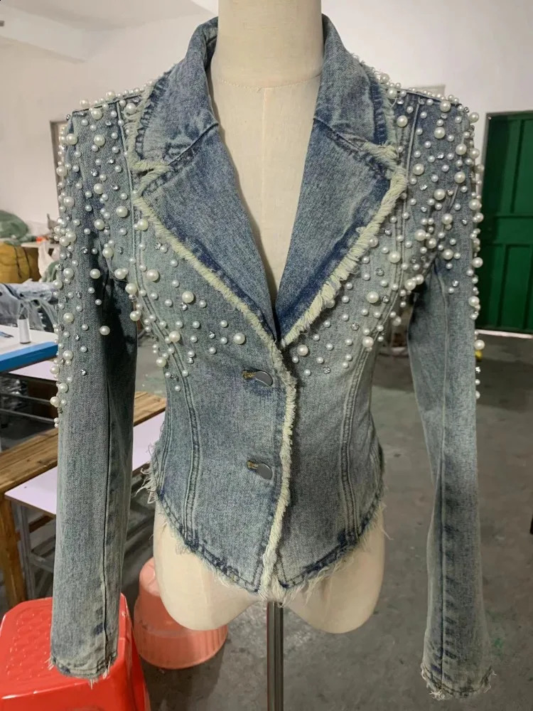 Spring Pearl Diamonds Beading Denim Jacket Women Vintage Notched Blue Slim Jeans Coat Female Long Sleeve Short Cow Outerwear 250116