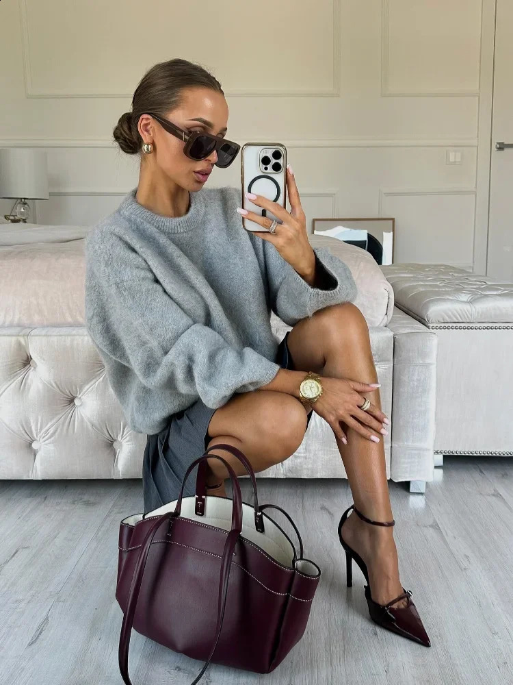 Oversize Mohair Knitted Long Sleeved Pullover Women Grey Round Neck Loose Sweater Tops 2024 Autumn High Street Jumpers 250121