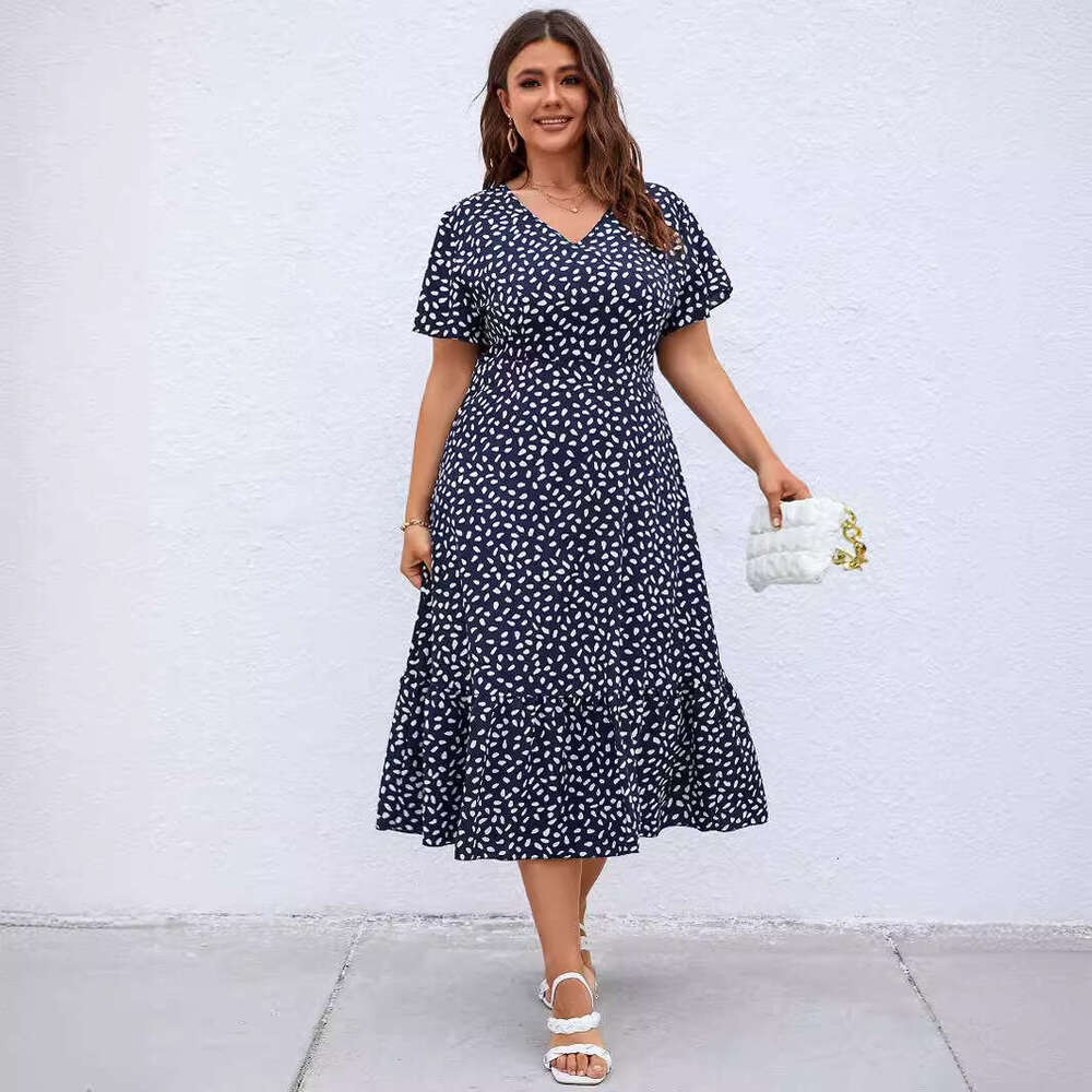 Large size women's summer vintage V-neck European and American elegant socialite short sleeved dress 2025 new casual versatile fashion clothing