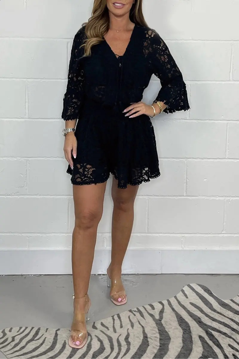 Women French Crochet Top and Shorts Set Casual Short V Neck Hollow Lace Suit 250121
