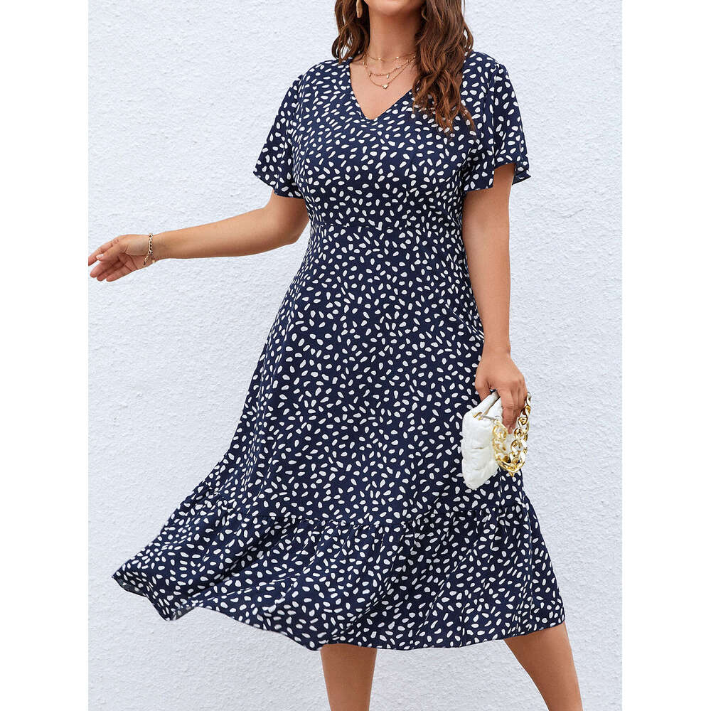 Large size women's summer vintage V-neck European and American elegant socialite short sleeved dress 2025 new casual versatile fashion clothing