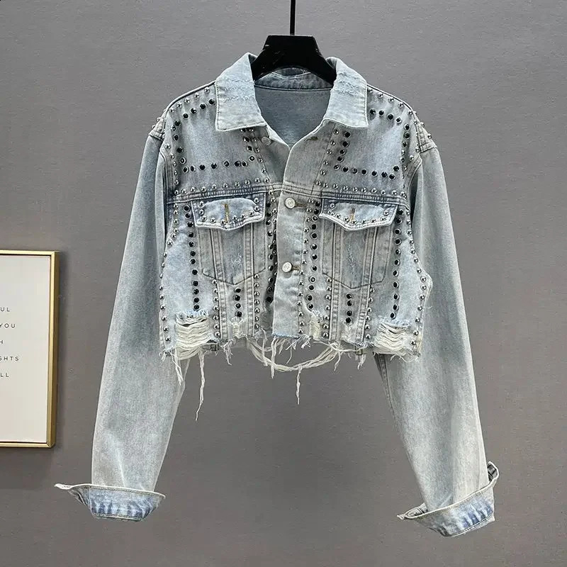 Coats Riveted Denim Short Jacket Women Spring Slim European Style With Diamond Inlay Worn Long Sleeved Top Trend 250122