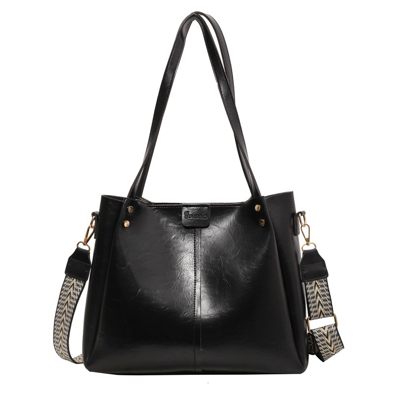 Bag Commuter Splicing Oil Leather Armpit Women's 2025 Winter Fashion Tote Large Capacity Shoulder Bag