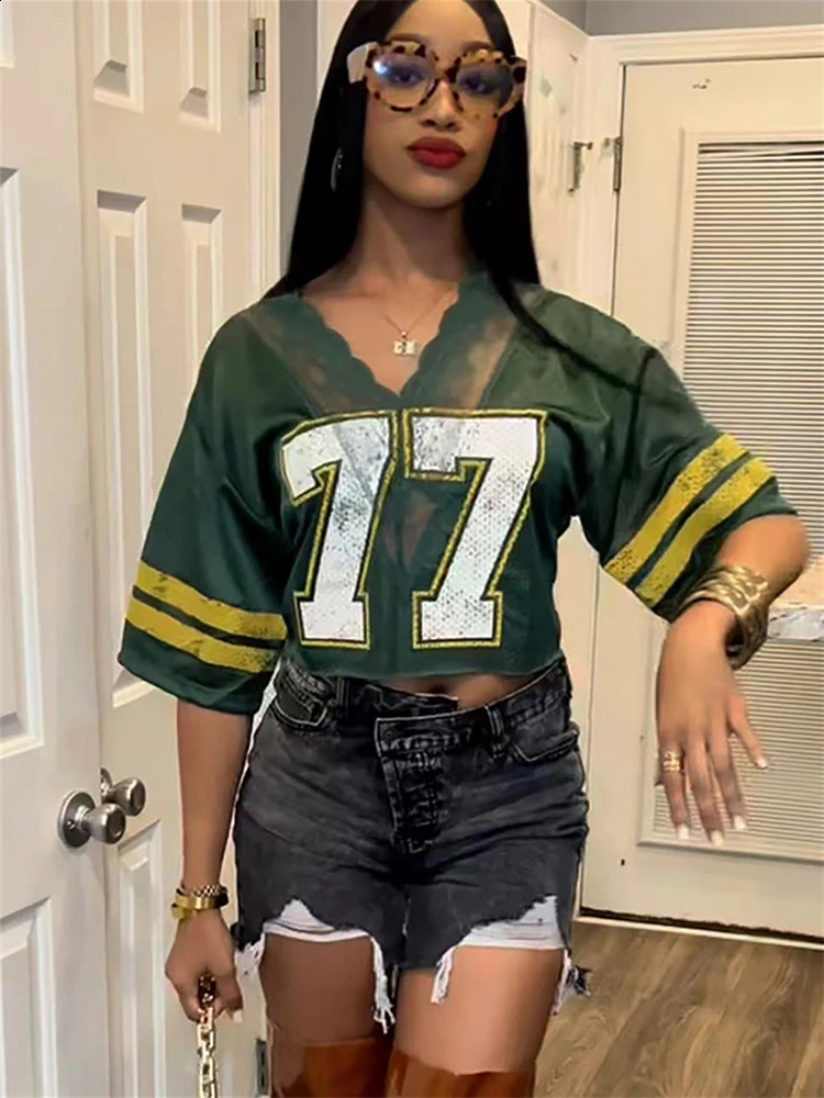 WLWXR Autumn Vintage Classic Number T-shirt Women Lace Patchwork V-Neck Sexy Crop Tops Fashion Streetwear Hip-Hop 250116
