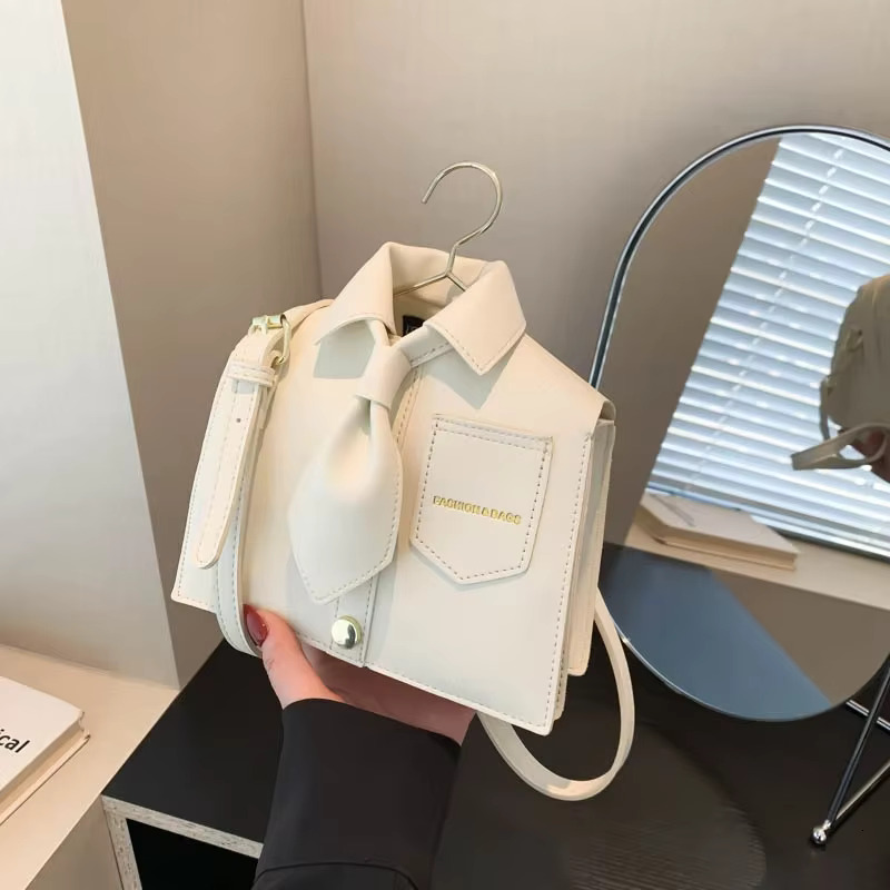 Hot Selg Creative Design Versatile PU Shoulder New Fashion Trend Niche Women's Crossbody Bag Sewing Thread PU Cartoon