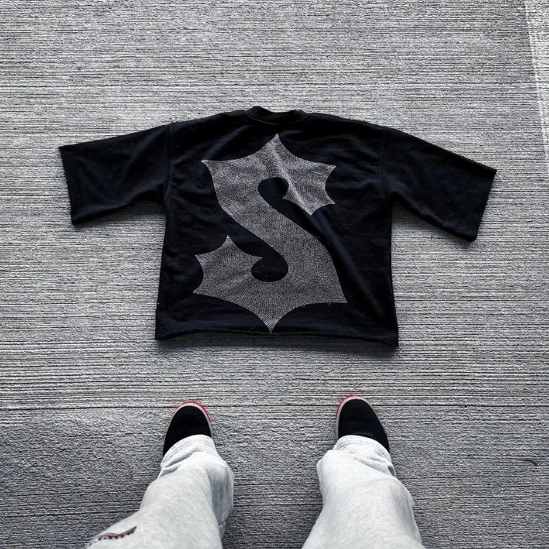 Gothic Retro Brown Seven Quarter Sleeves Tops Y2K Clothing Men Women Harajuku Hip Hop Cross Graphic Print Oversized T Shirt 250206