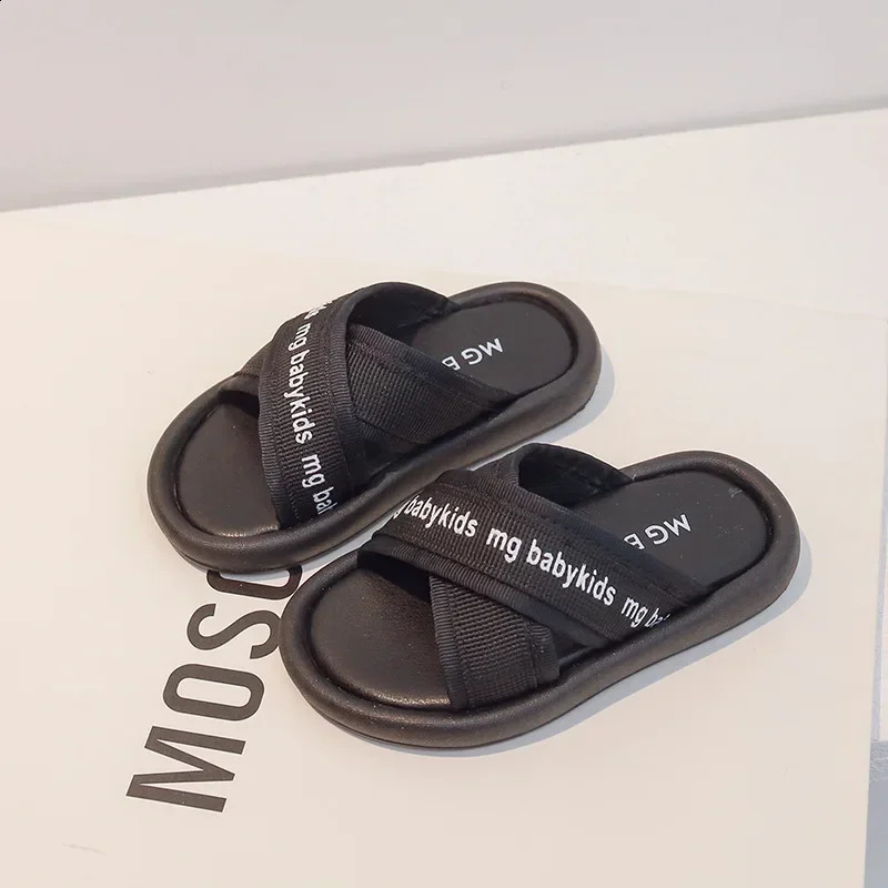 Summer Fashion Kids Versatile Girls Slippers Flat Casual Children Cross Soft Korean Style Beach Shoes for Boys Open-toe 250206