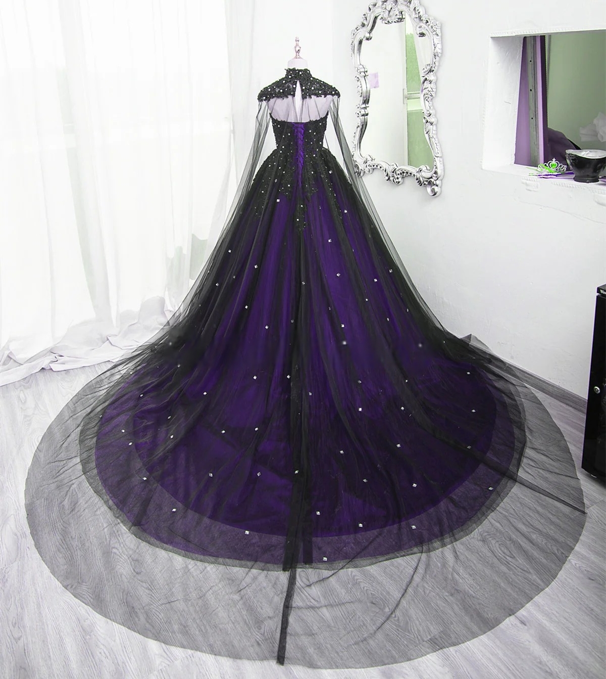 Purple And Black Gothic Wedding Dresses With Wrap Lace Appliques Beaded A-Line Long Vintage Bridal Gowns 2025 Vestido De Novia