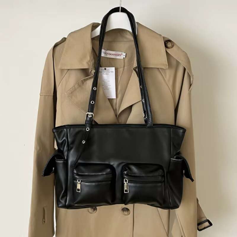 New Multi Pocket Motorcycle Fashion Women's Versatile Sier Crossbody Shoulder Bag