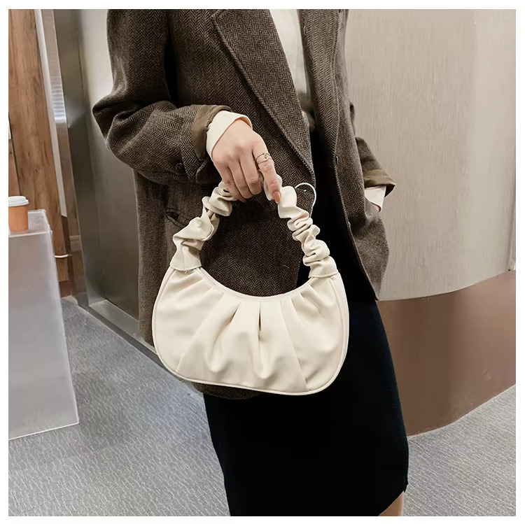 Fashion Pleated Handlebags For Women PU Cloud Leisure Armpit Bag Shopping Shoulder Dumpg Handbag Female Hand Bags PU Cartoon