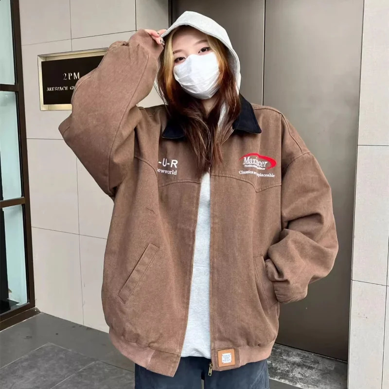 Japanese Street Washed Denim Jacket Mens Retro Letter Embroidered Lapel Baseball Trendy Color Blocking Loose Cowboy Coats 250206